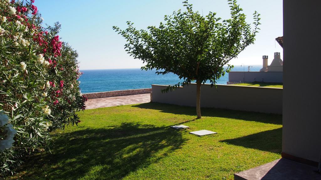 Dip In The Blue - 2 Vila Agios Georgios  Exterior foto